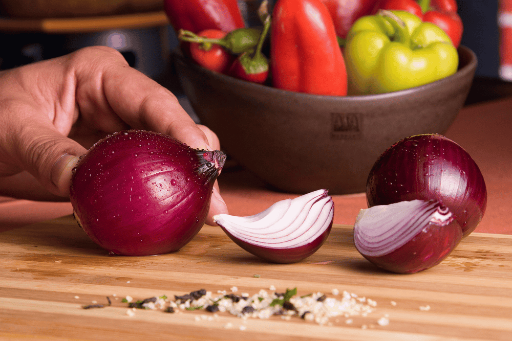 How to cut onions without crying