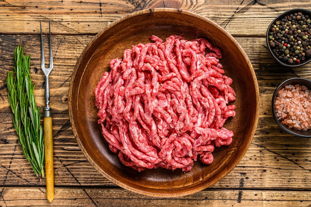 How to chop meat with a knife