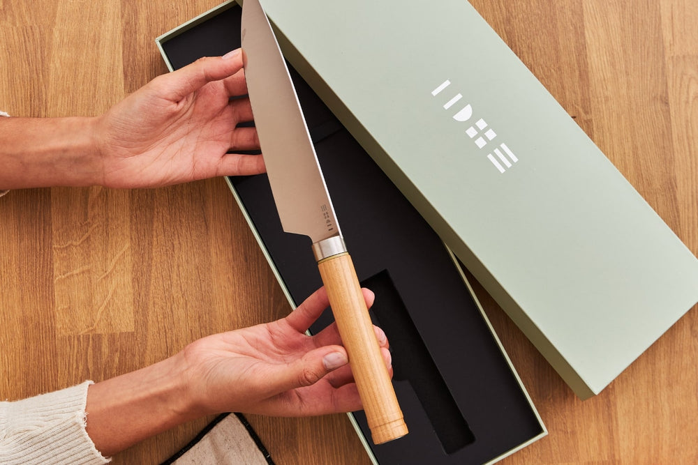 Couteaux de cuisine ETCH vs Opinel : Comparatif complet