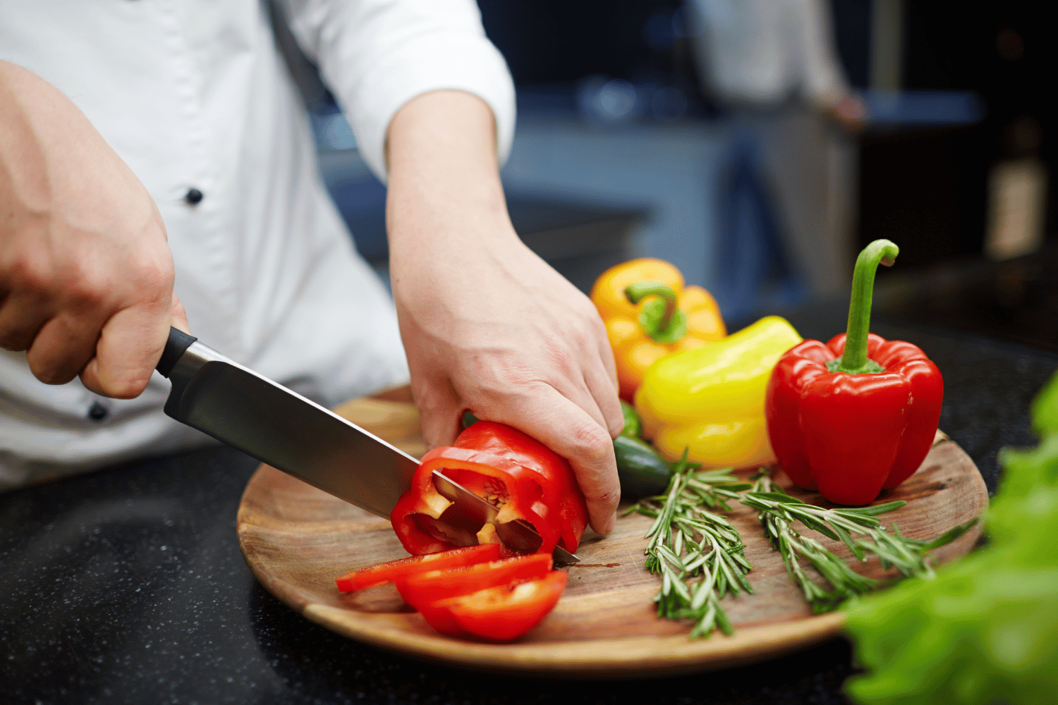 Découpe en cuisine : 10 techniques essentielles