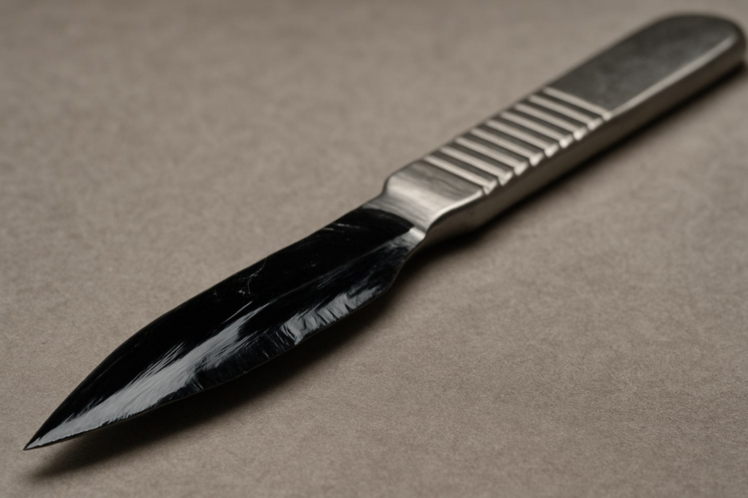 Le couteau le plus tranchant du monde