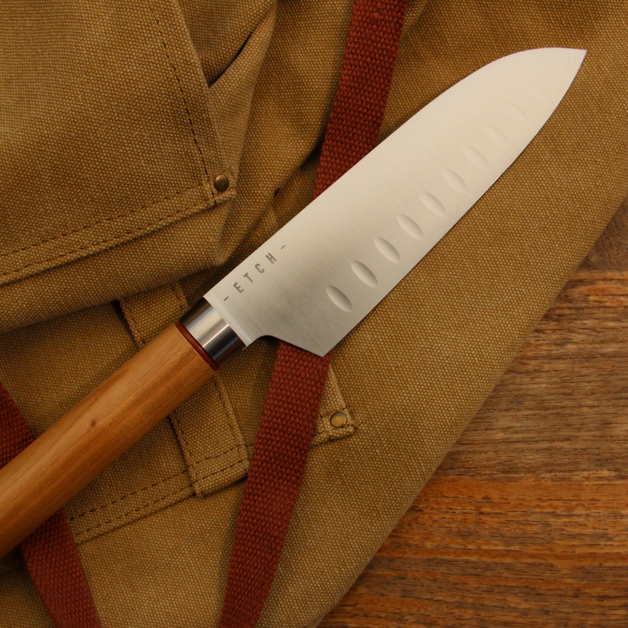 Couteau Santku ETCH haut de gamme