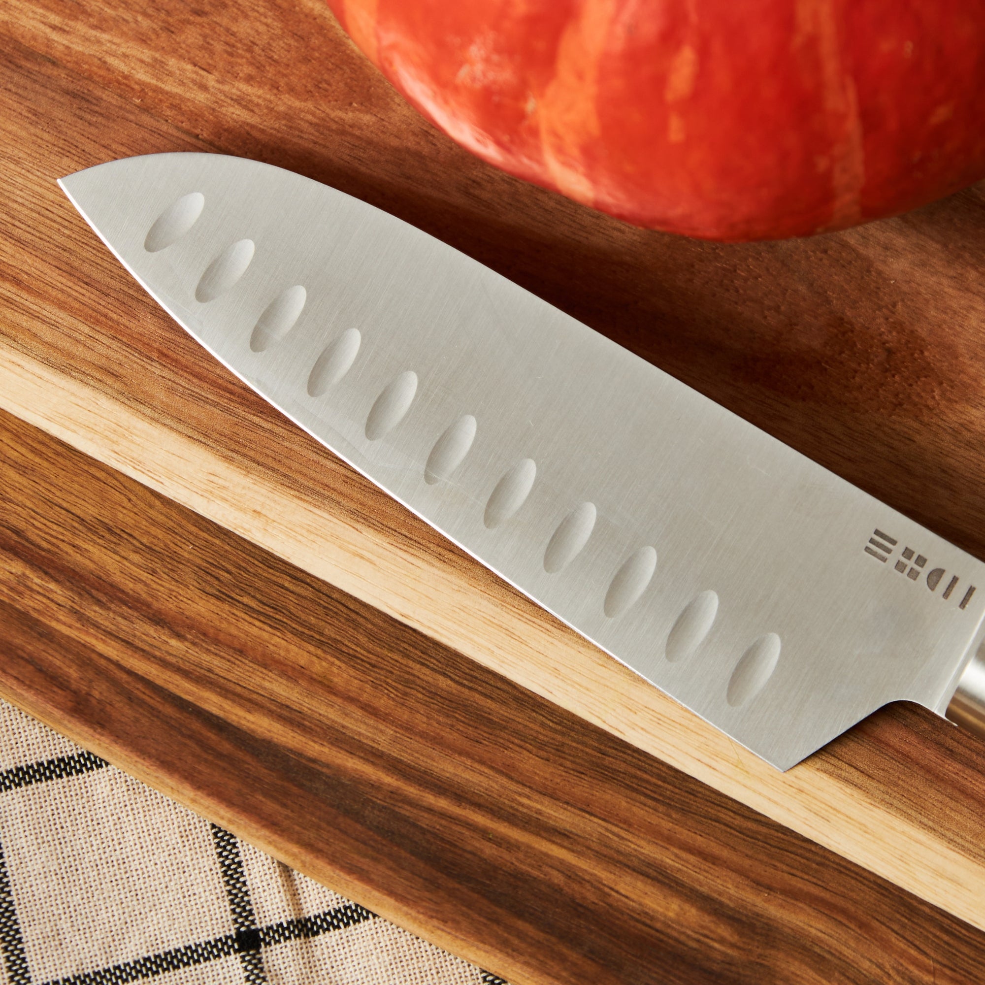 Couteau Santku ETCH alvéolé - Style japonais