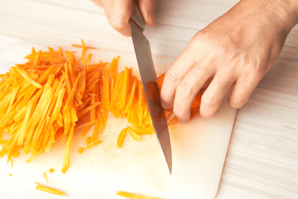 Comment couper en bâtonnets