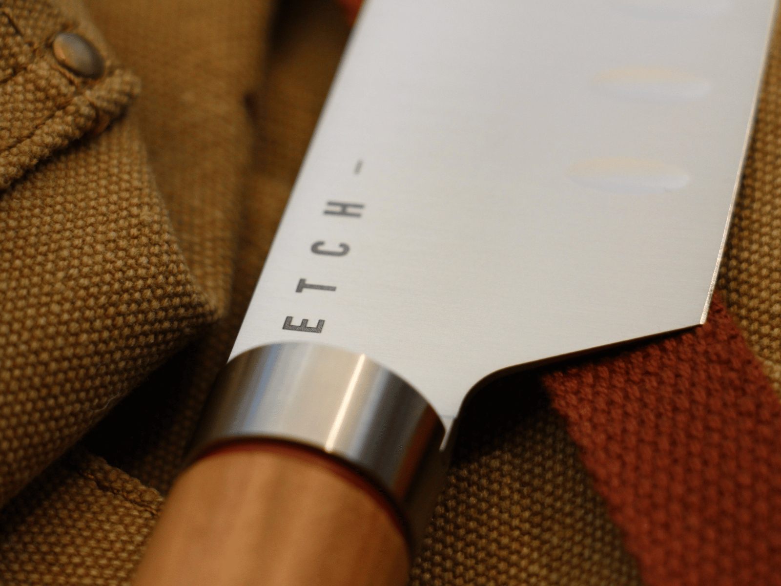 Couteau ETCH haut de gamme