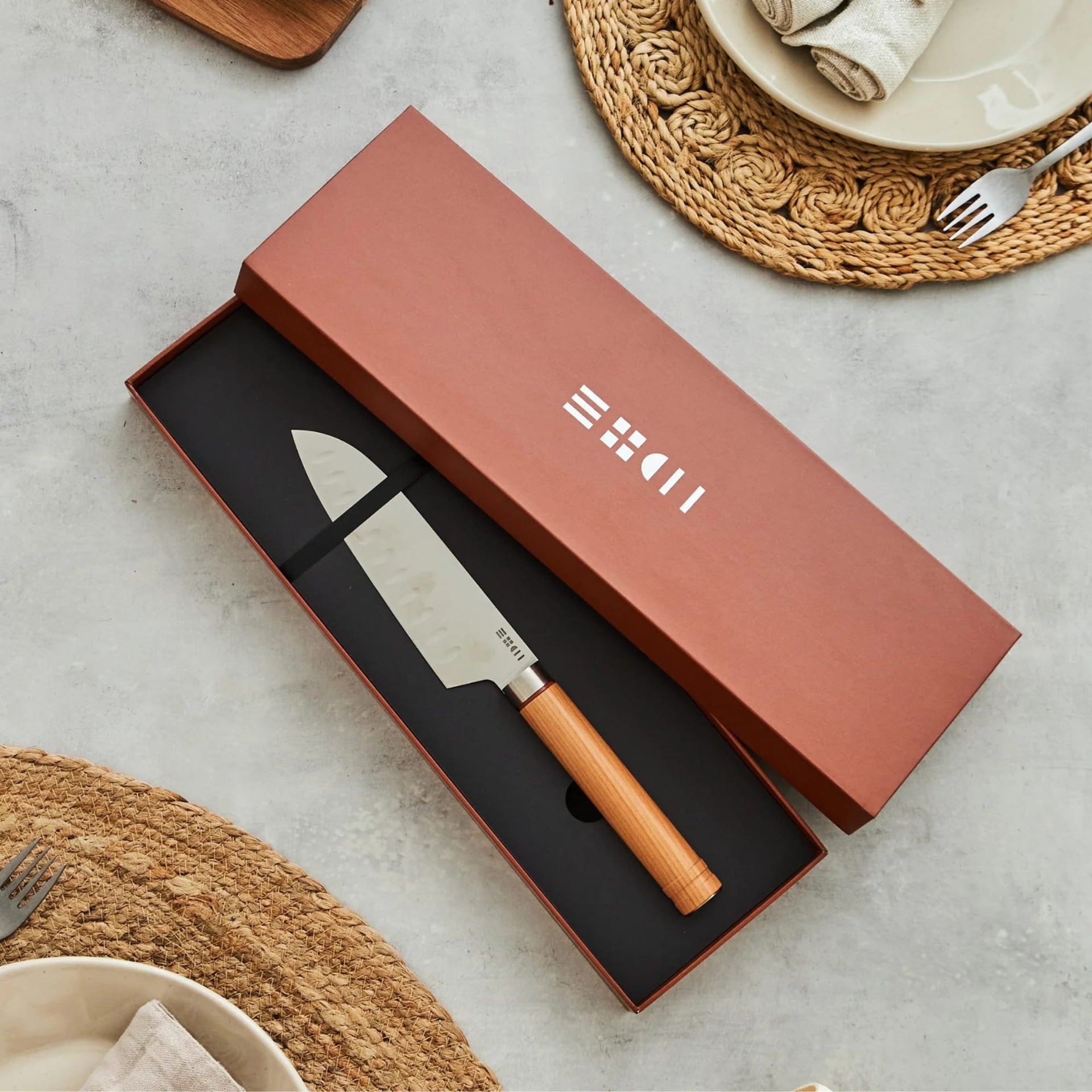 Couteau de chef japonais Santoku artisanal professionnel 17cm alvéolé